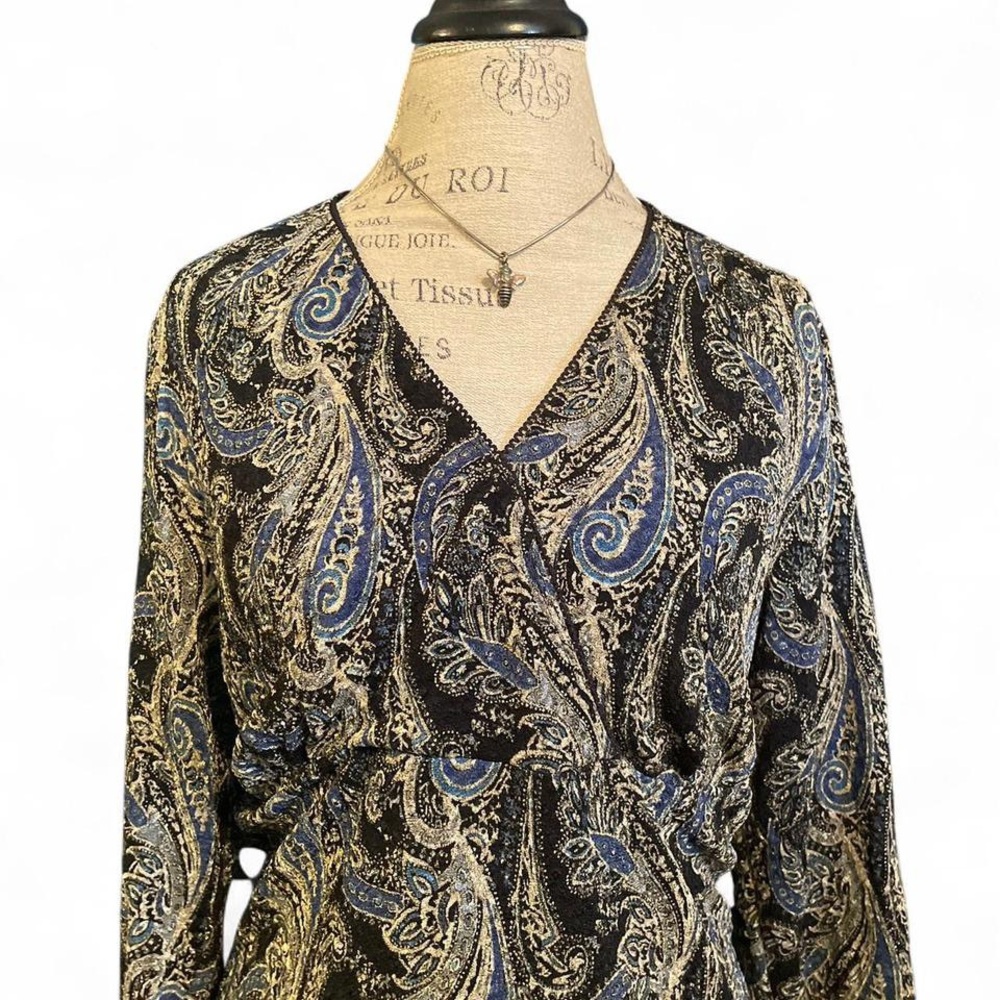 Vintage East 5th • V Neck Navy Blue Paisley Blouse • SIZE - XL